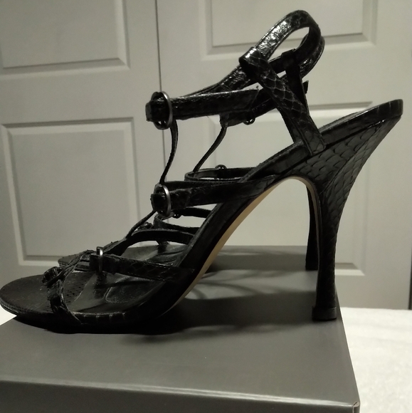Max Studio Heels - Picture 2 of 5